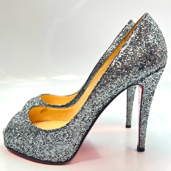 Christian Louboutin Shoes - 🌷❤️‍🔥FINAL SALE 🔥 NO OFFERS🌷💥Christian Louboutin Very Prive 120 Pumps 38